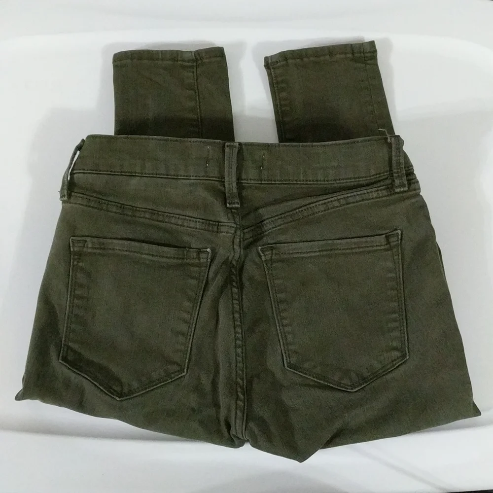 Gap Olive Green True Skinny Jeans - size 00/24